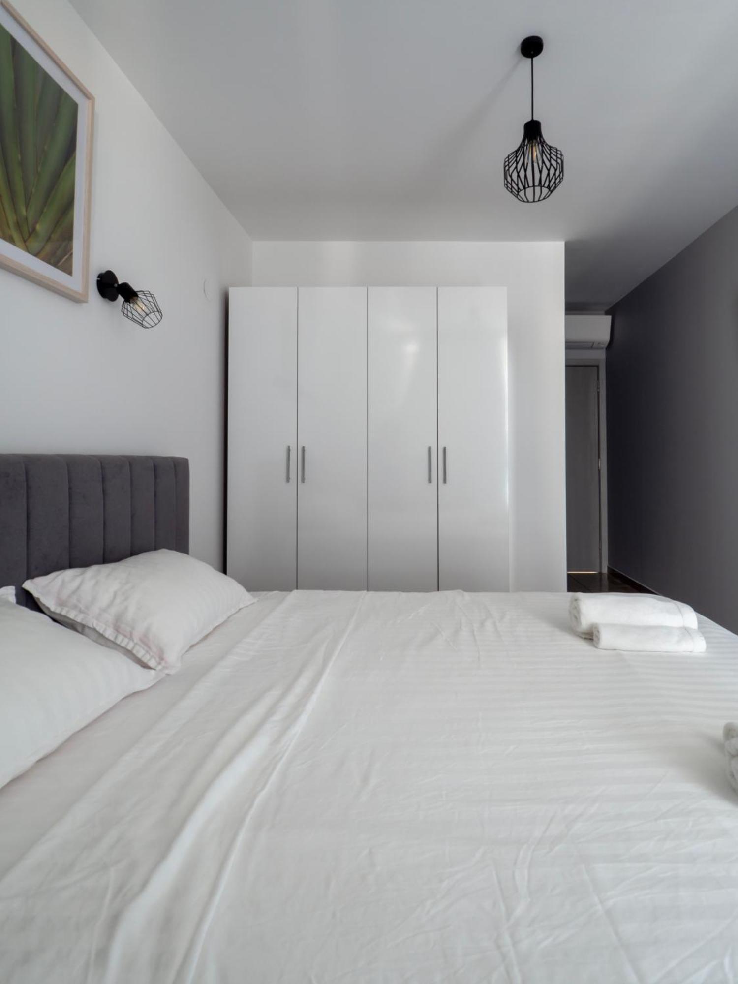 Vertigo2 Huge Apartment 2 Bedrooms Balcony Parking София Екстериор снимка